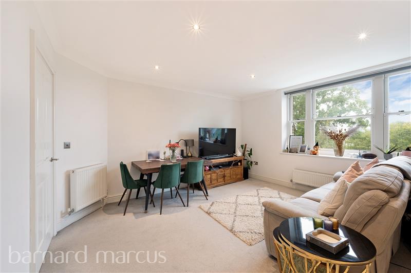 Langley Road, Surbiton, KT6