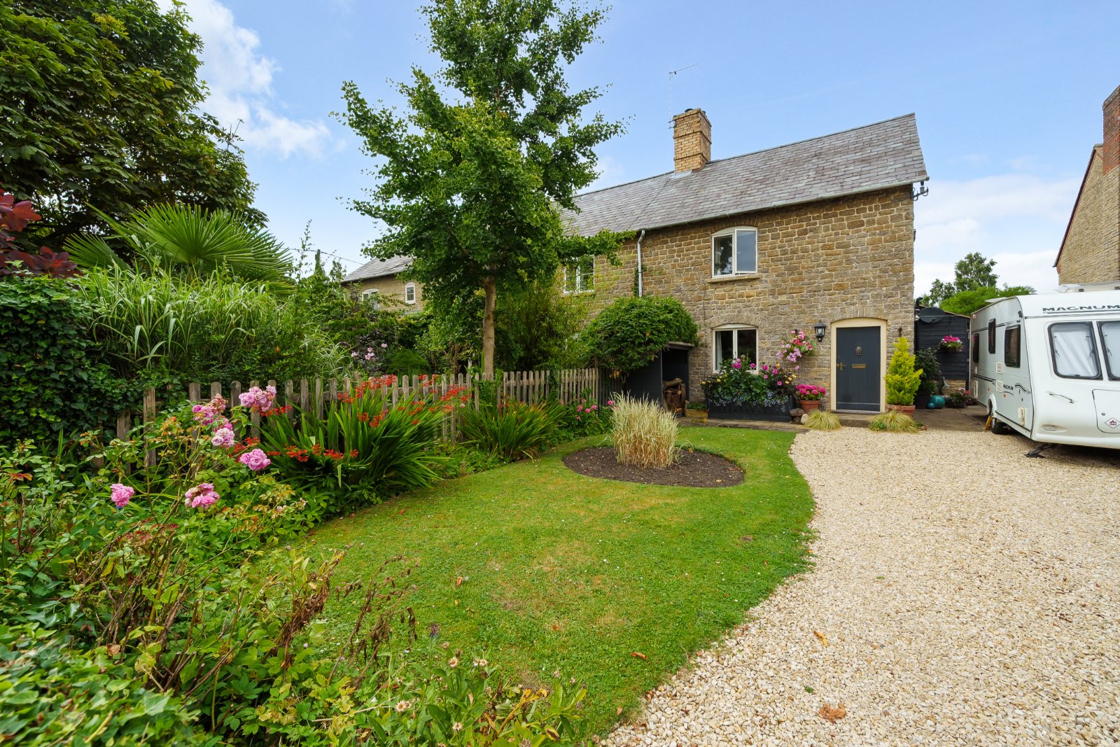 Hinton Waldrist, Faringdon, Oxfordshire, SN7