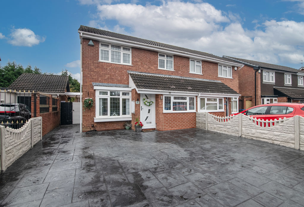 Wooding Crescent, Tipton, Dy4 0bq
