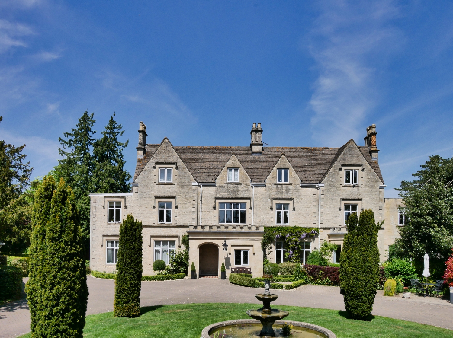 Oakley Hall, CIRENCESTER