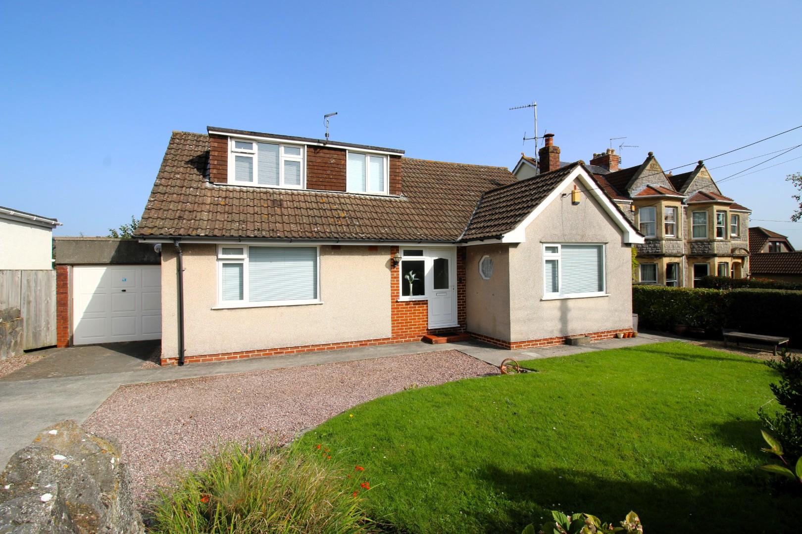 Detached house within a short walk of central Yatton