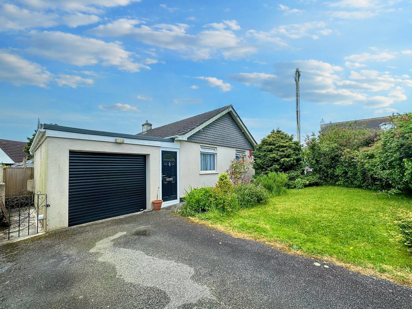 Bungalow in Popular Residential Area, Helston