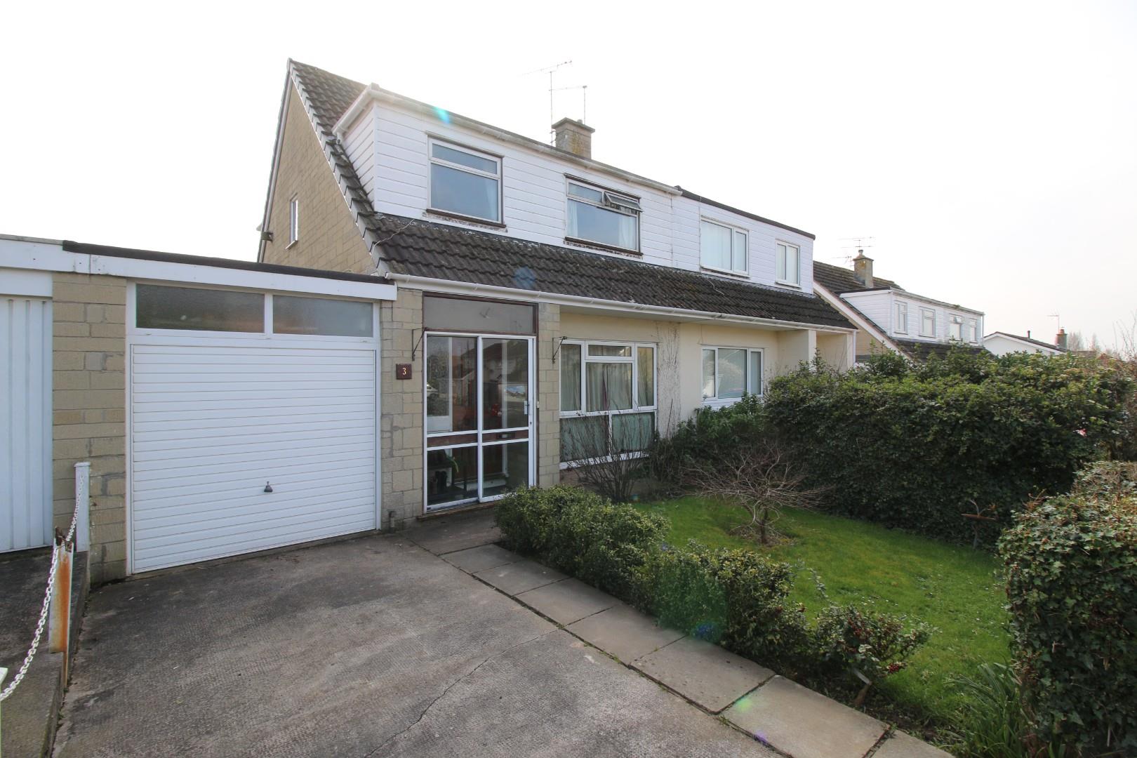 Ideally situated in the popular village of Congresbury
