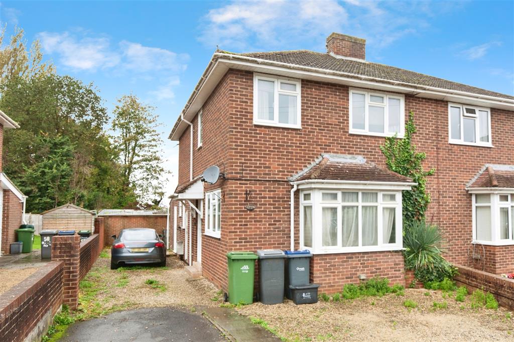 Blair Road, TROWBRIDGE, BA14