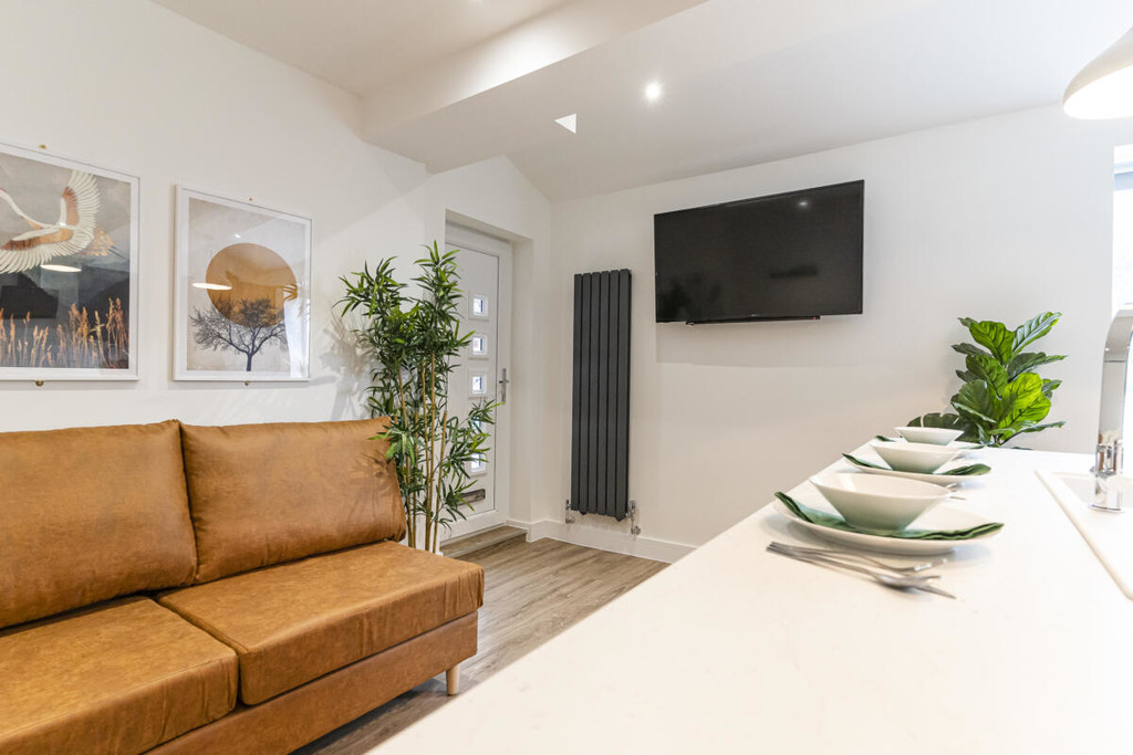 Thurmond Crescent, Winchester