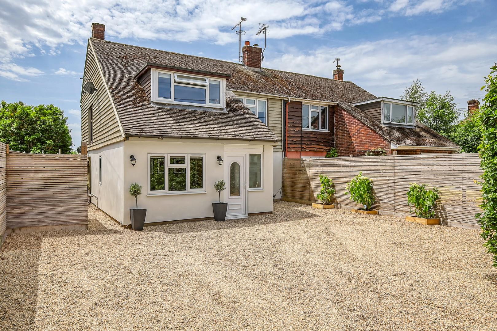 Duton Hill, Dunmow