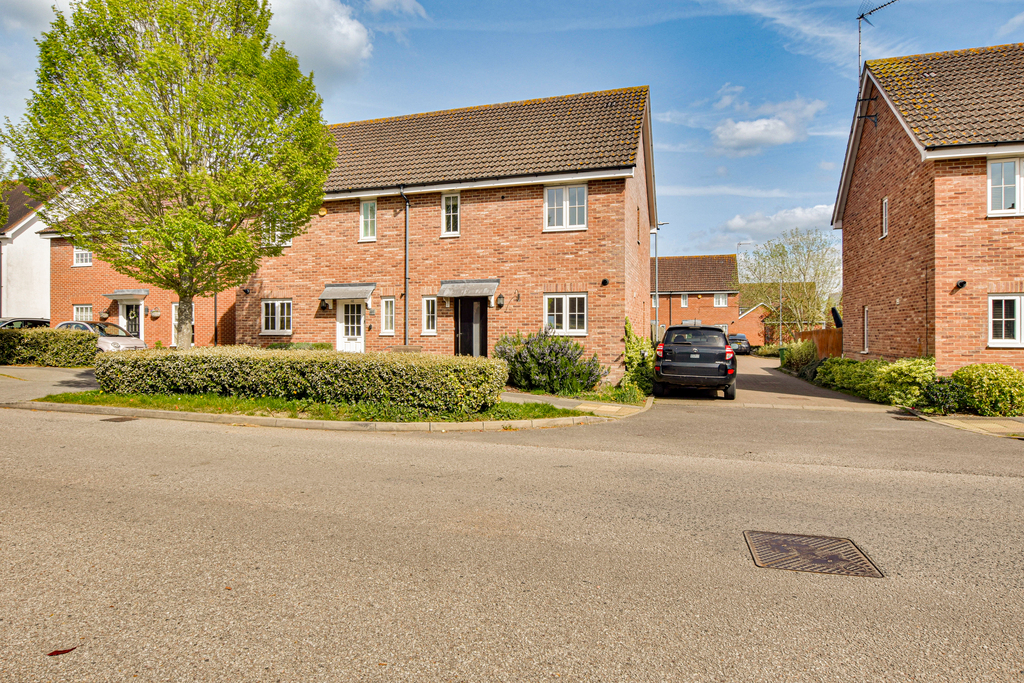 Warwick Road, Priors Green