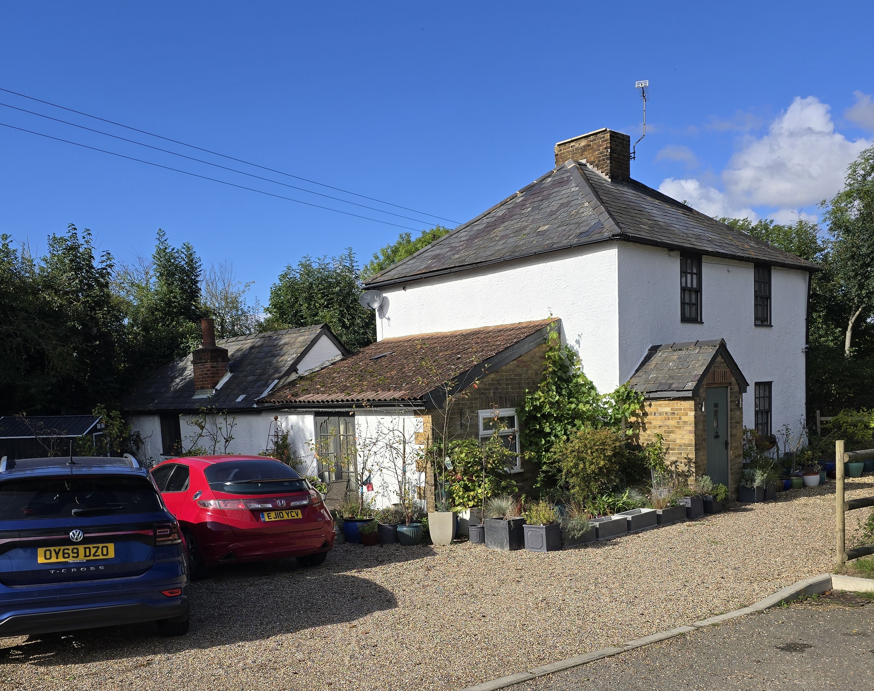 Sheering Road, Old Harlow