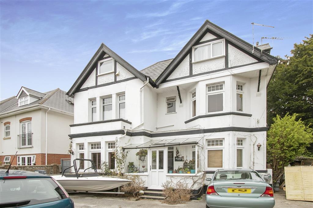 Southbourne Road, Bournemouth, BH6