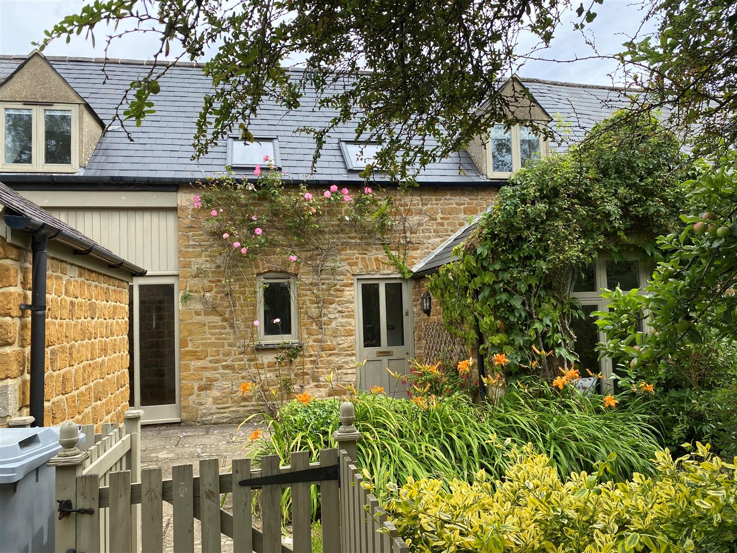 Manor Farm Close, Kingham, Chipping Norton