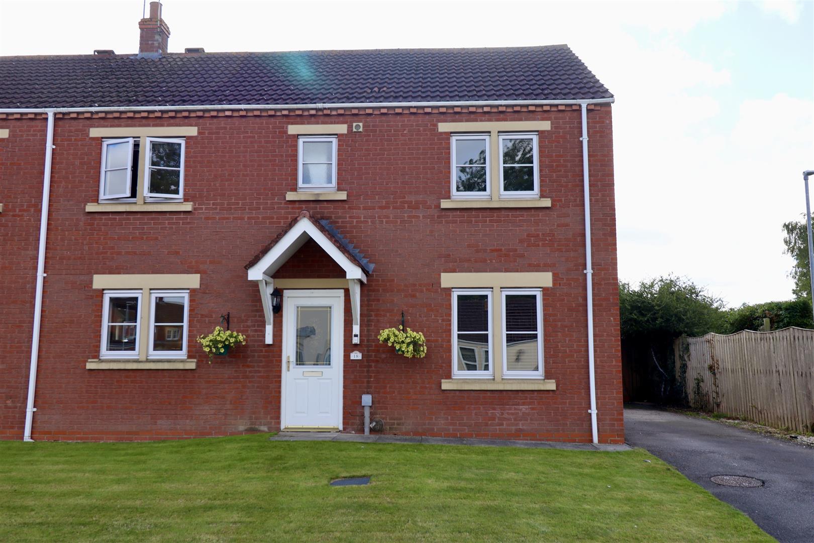 St. Oswalds Close, Wilberfoss, York