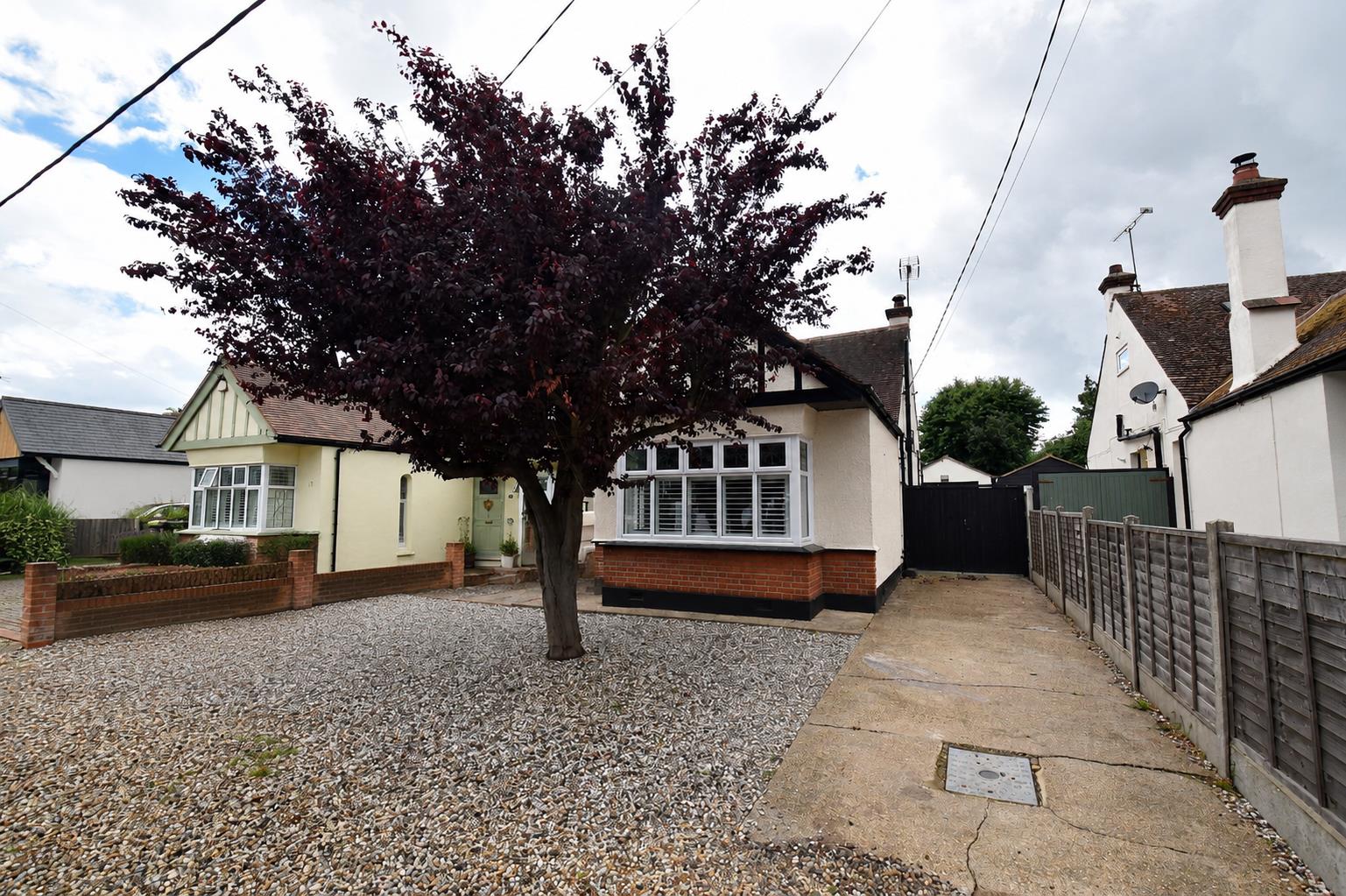 Oak Road, Rochford