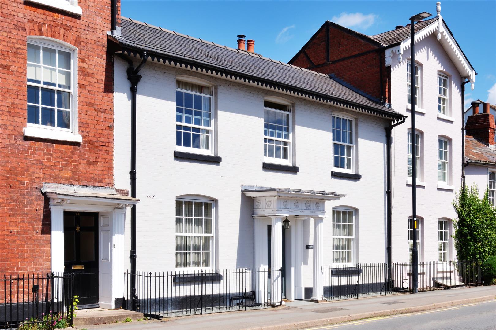 22 Barton Road, Hereford walking distance of the city centre