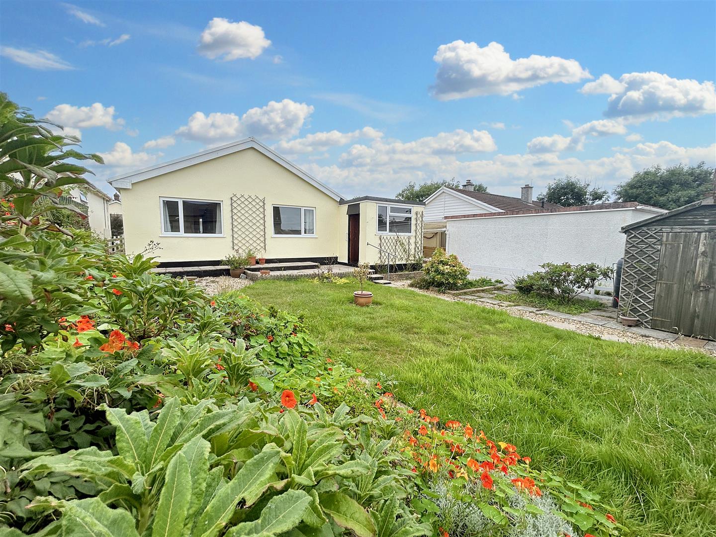 Detached Bungalow with no onward chain, Redruth