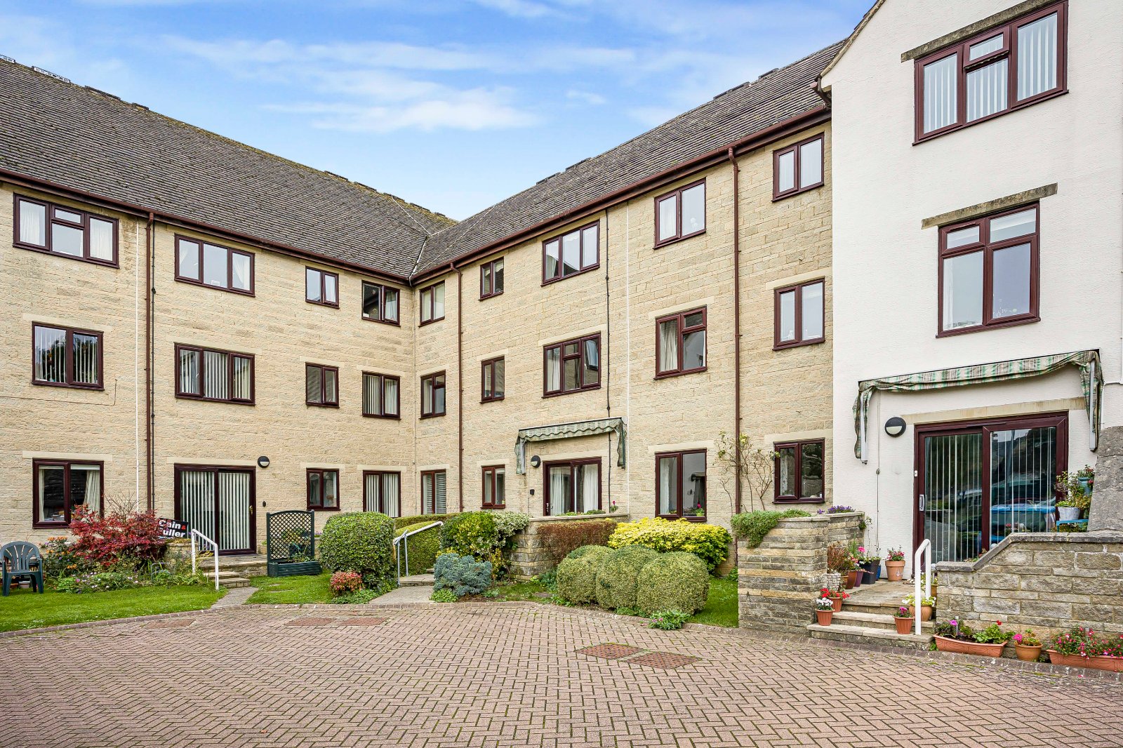 Barclay Court, Trafalgar Road, Cirencester, Gloucestershire, GL7