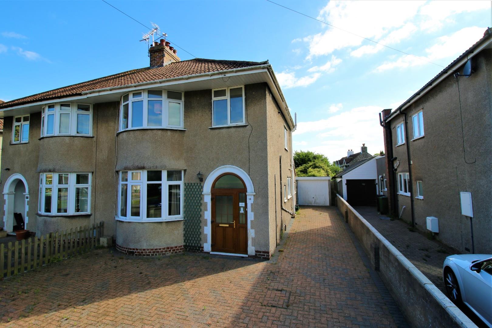 Charming 1930's family home in the heart of Yatton village