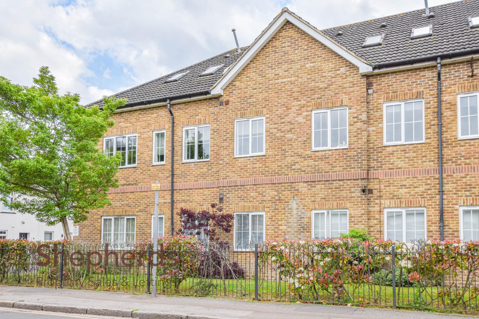 Lowfield Court, Lowfield Lane, Hoddesdon
