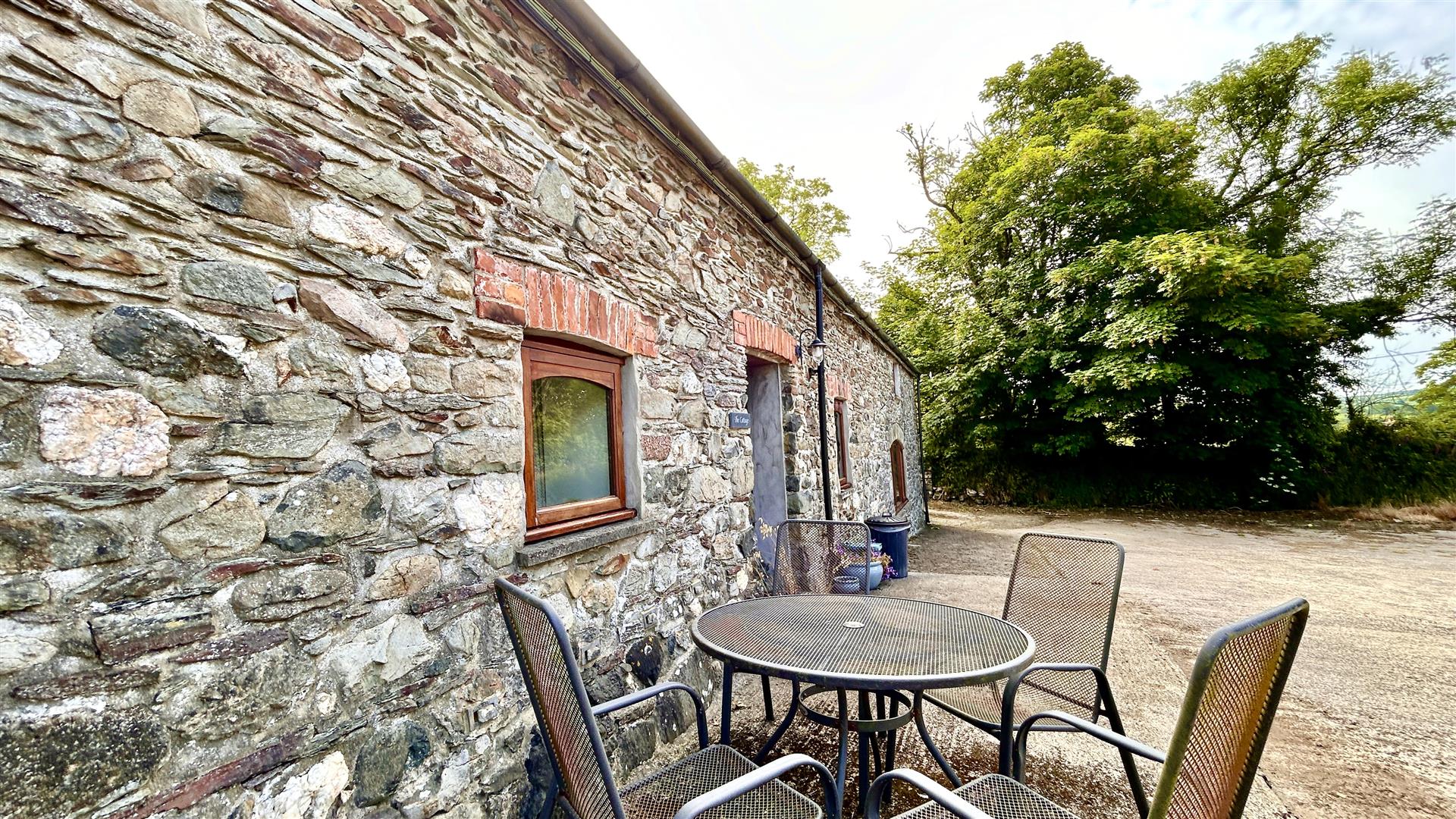 Llangloffan Farm, Castle Morris, Haverfordwest