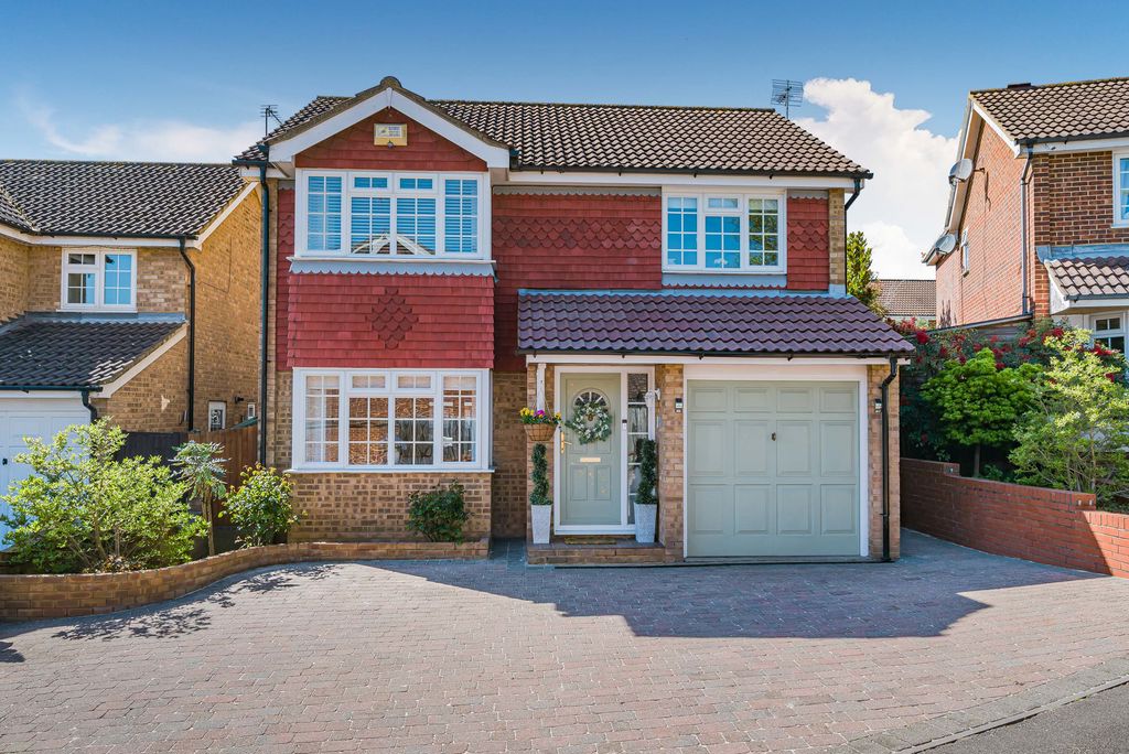 Baynham Close, Bexley
