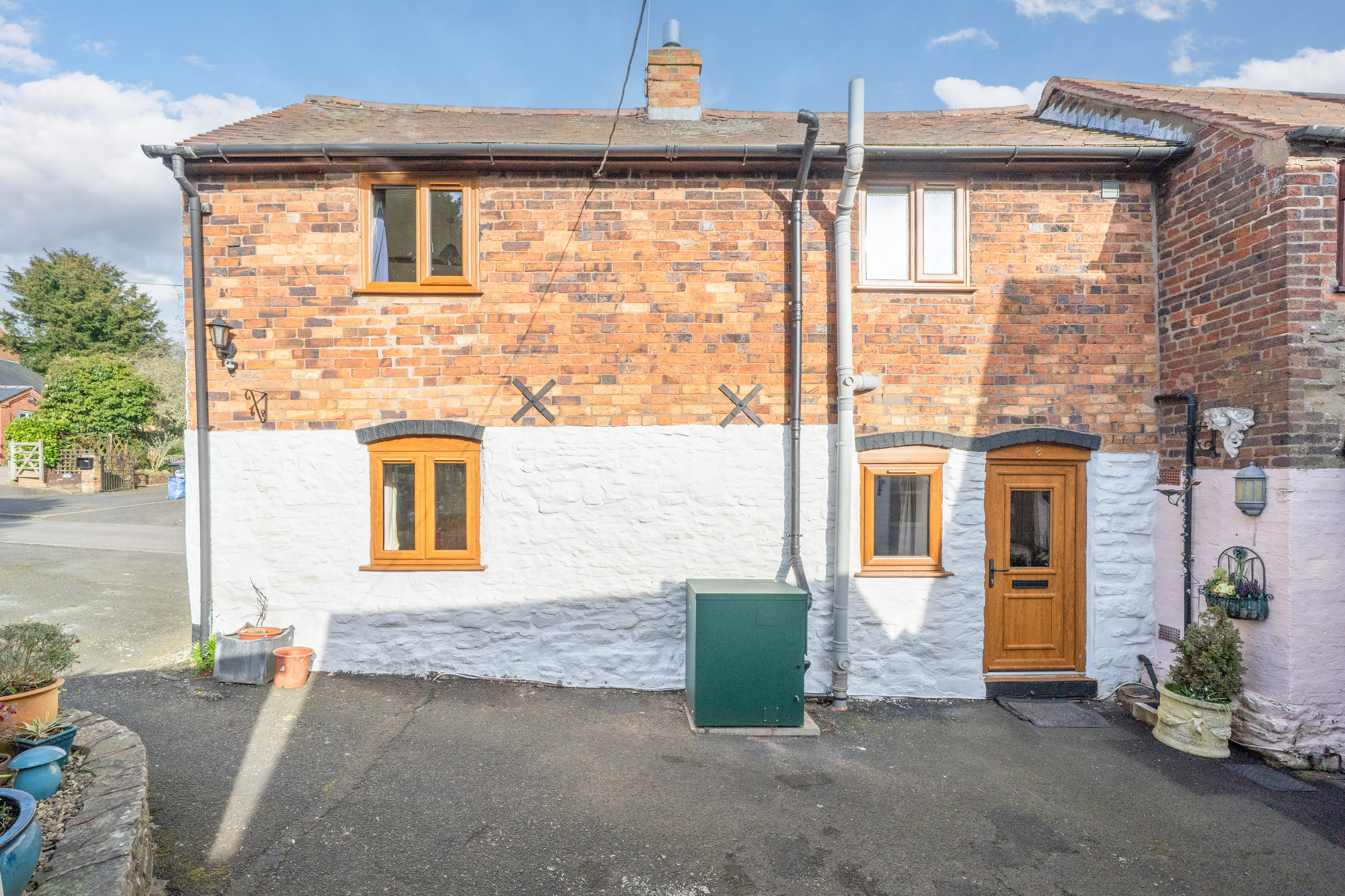 Cleobury Mortimer, Kidderminster, DY14 8EG