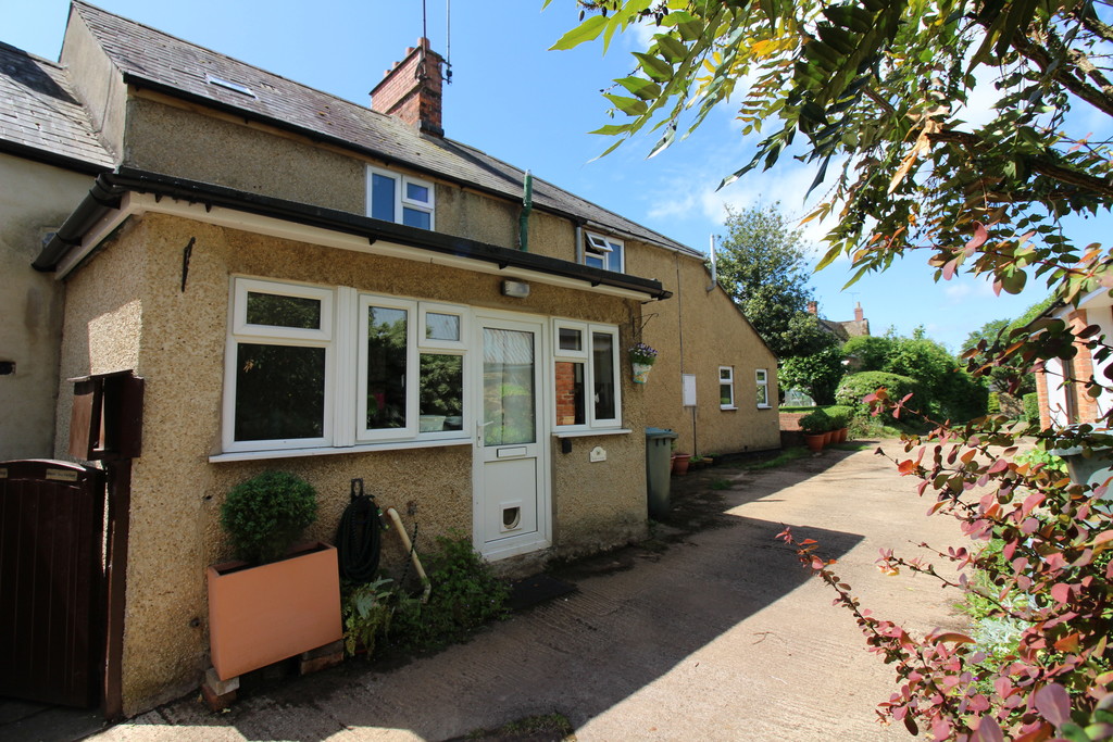 East End, Hook Norton