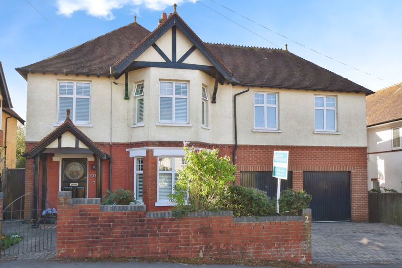 Moberly Road, Salisbury ***video Tour***