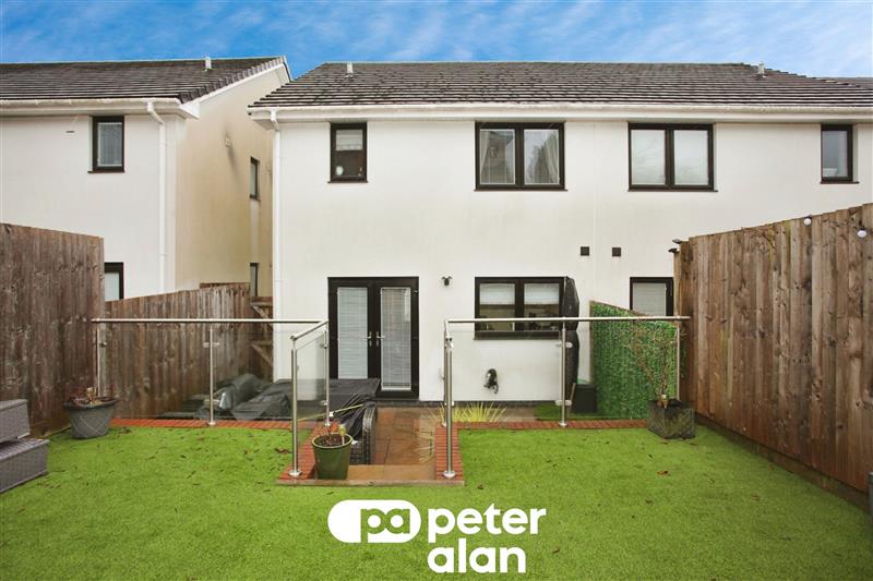 Albertina Road, Newbridge, Newport, NP11