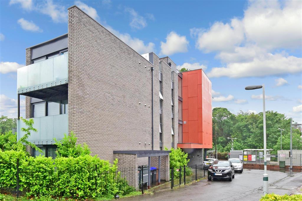 Station Approach, , Belmont, Sutton, Surrey 2 bed £400,000 Cubitt