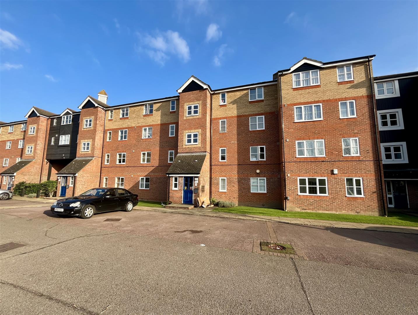 Webley Court, 3 Sten Close, Enfield