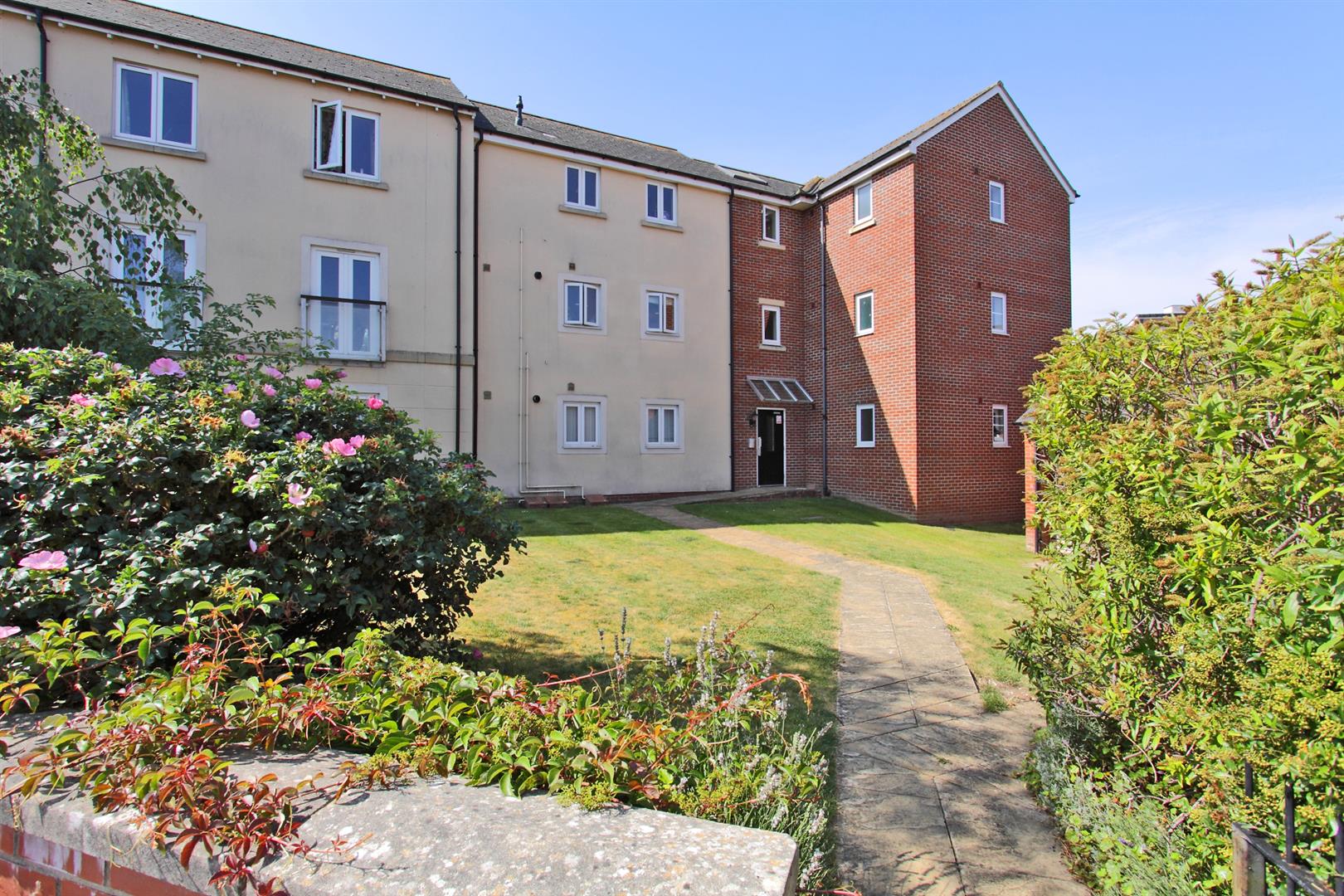 Lanfranc Close, Old Sarum, Salisbury