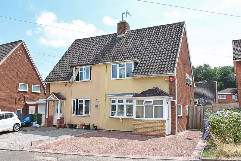 Ketley Hill Road, Russells Hall Estate, Dy1 2ht