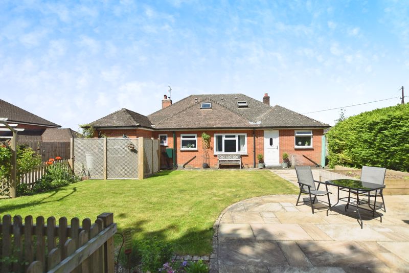 Gomeldon, Salisbury                                       ***video Tour***