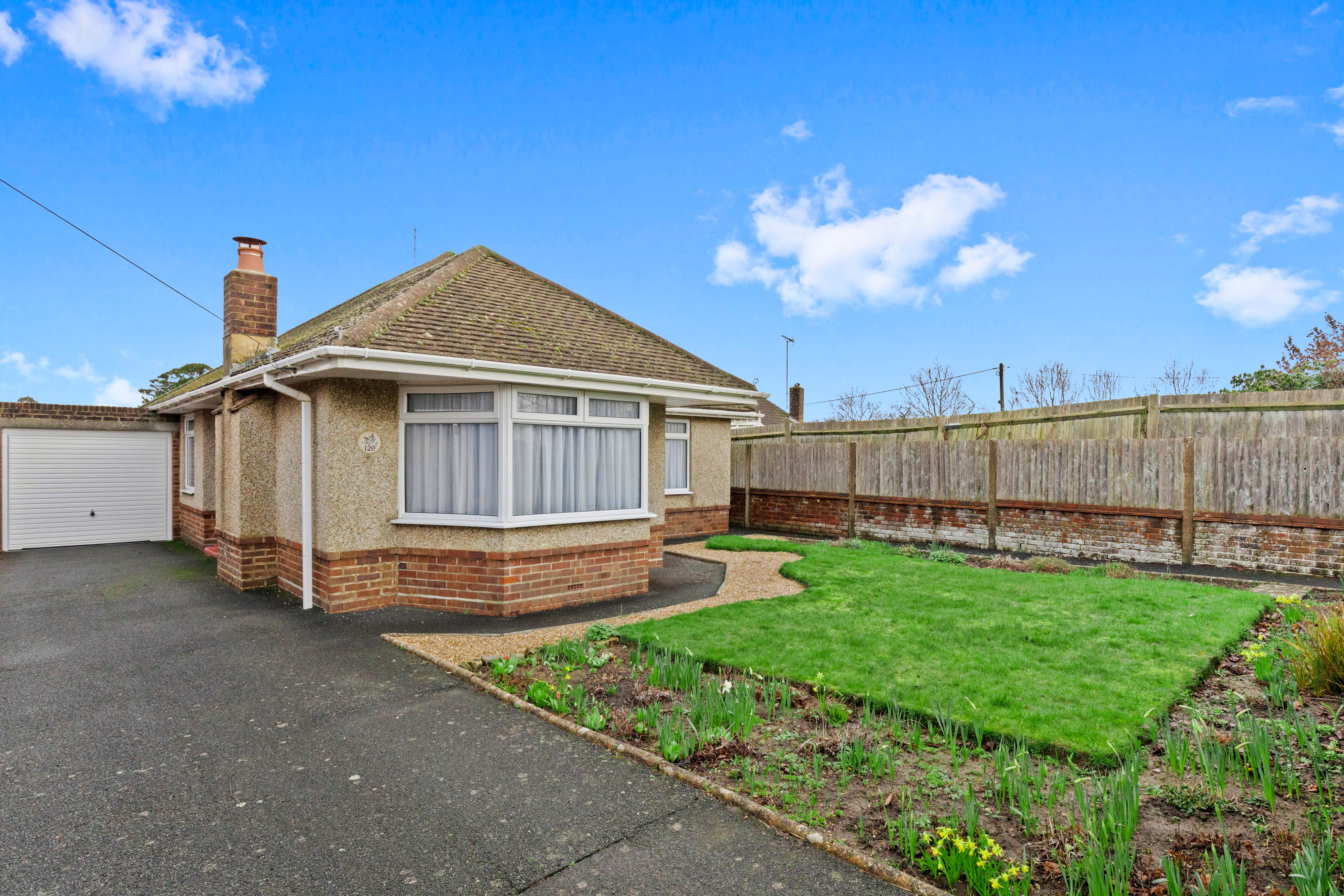 Grand Avenue, Hassocks, West Sussex, BN6 8DH