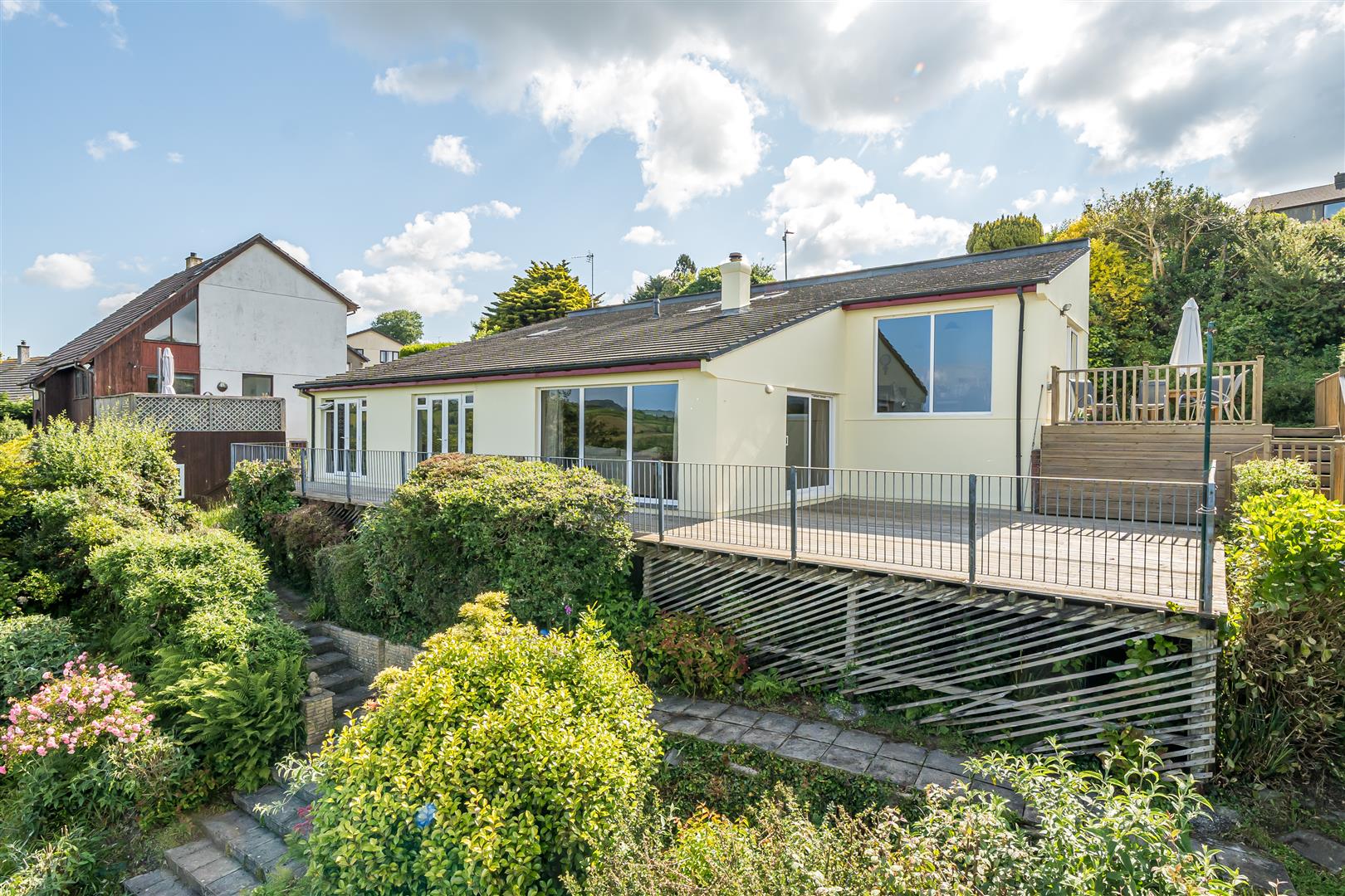 Spacious detached house on a generous plot, Helston