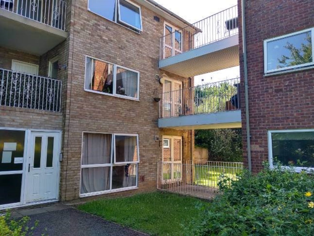 Greenhill Court, Lodge Close, Banbury