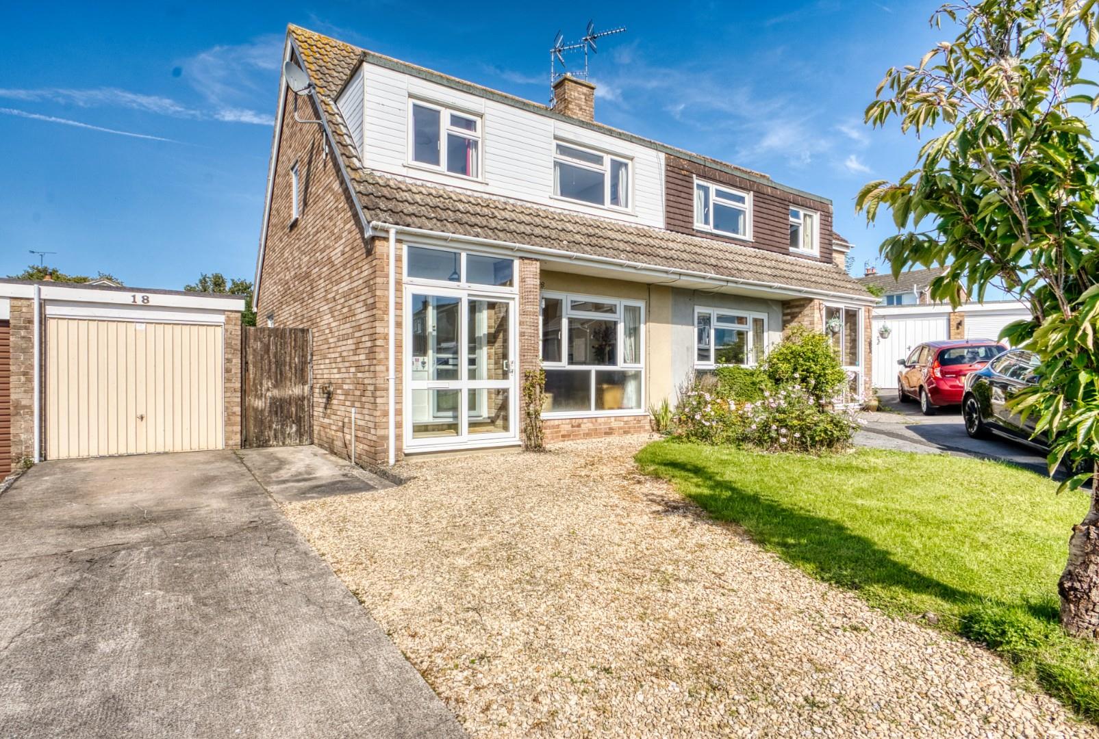 Ideally situated in the popular village of Congresbury