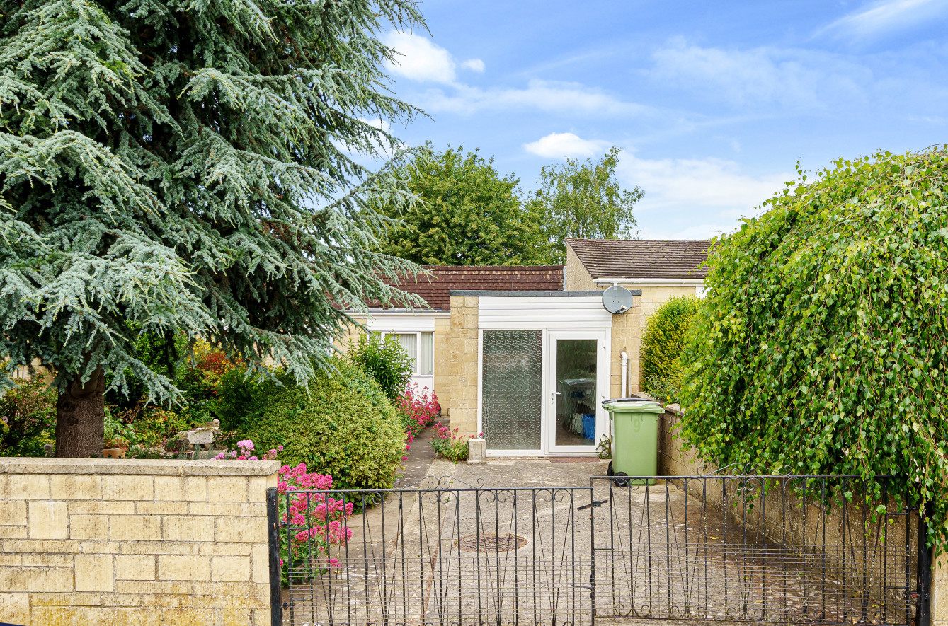 North Home Road, Cirencester, Gloucestershire, GL7