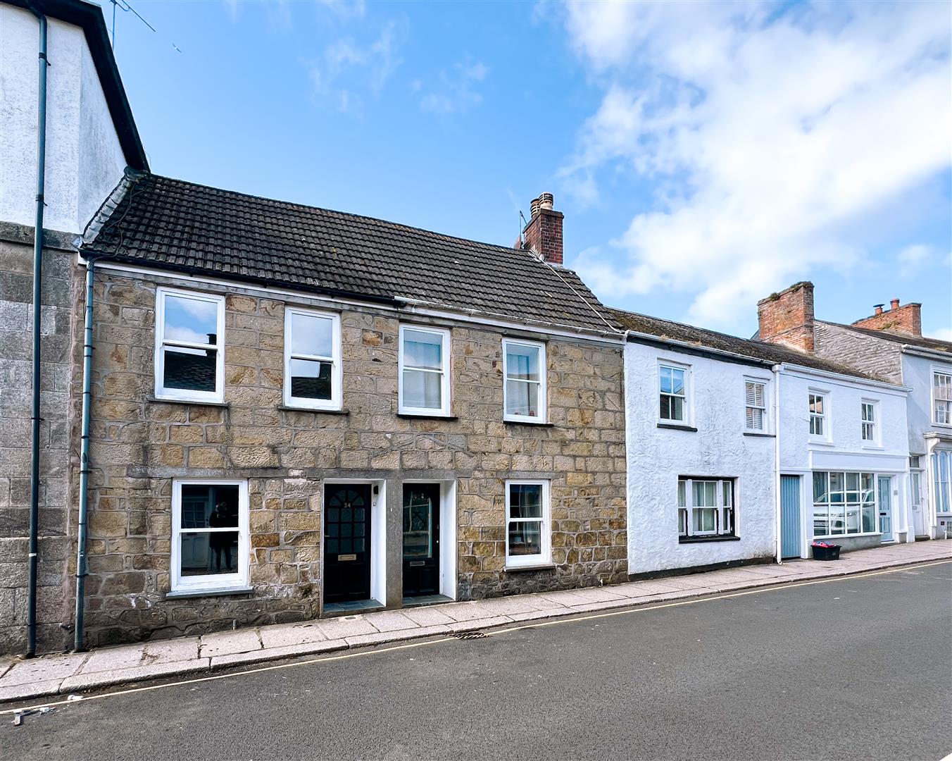 Charming terrace property in Helston