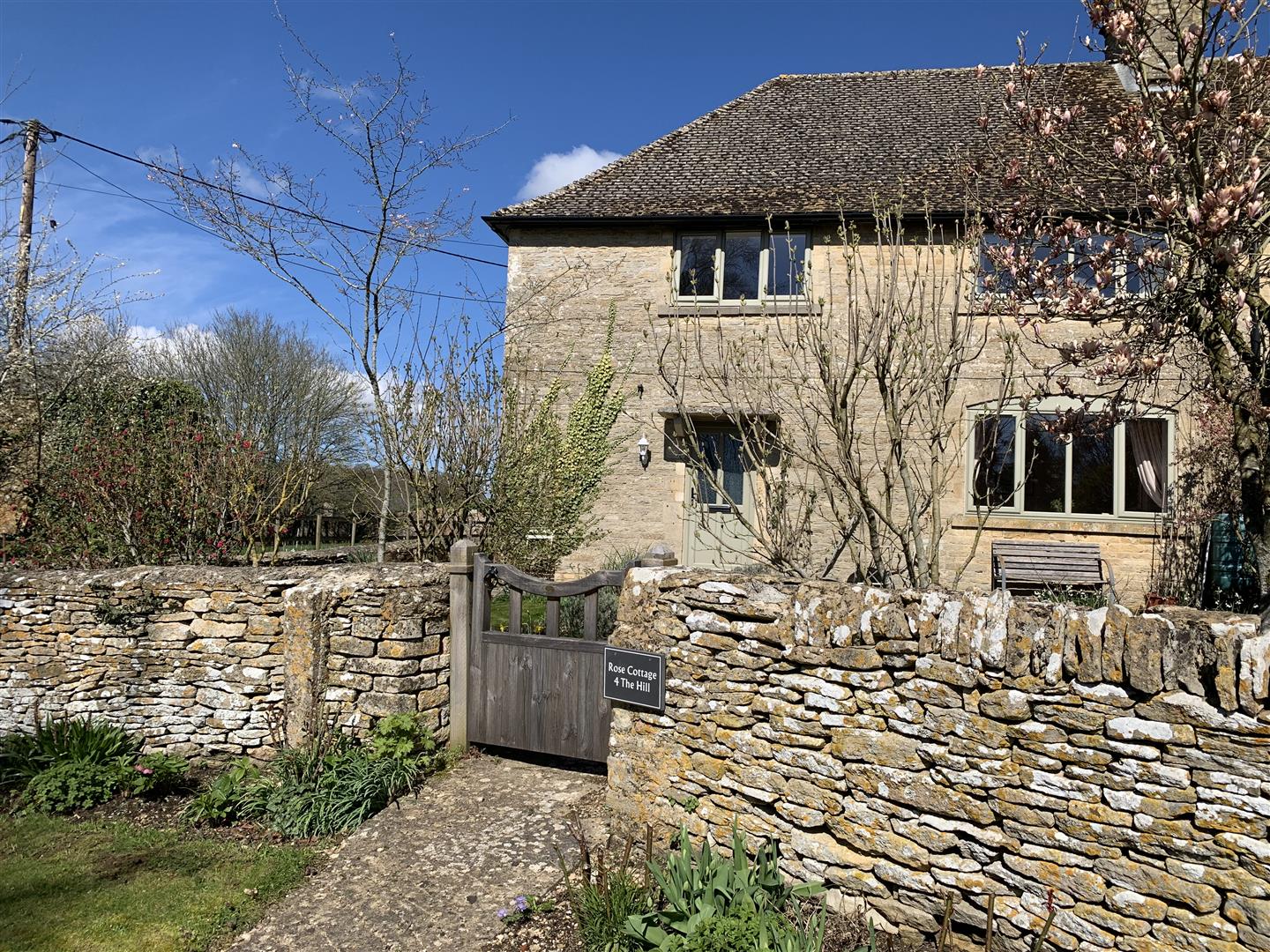 Rose Cottage, 4 The Hill, Westwell, Nr Burford