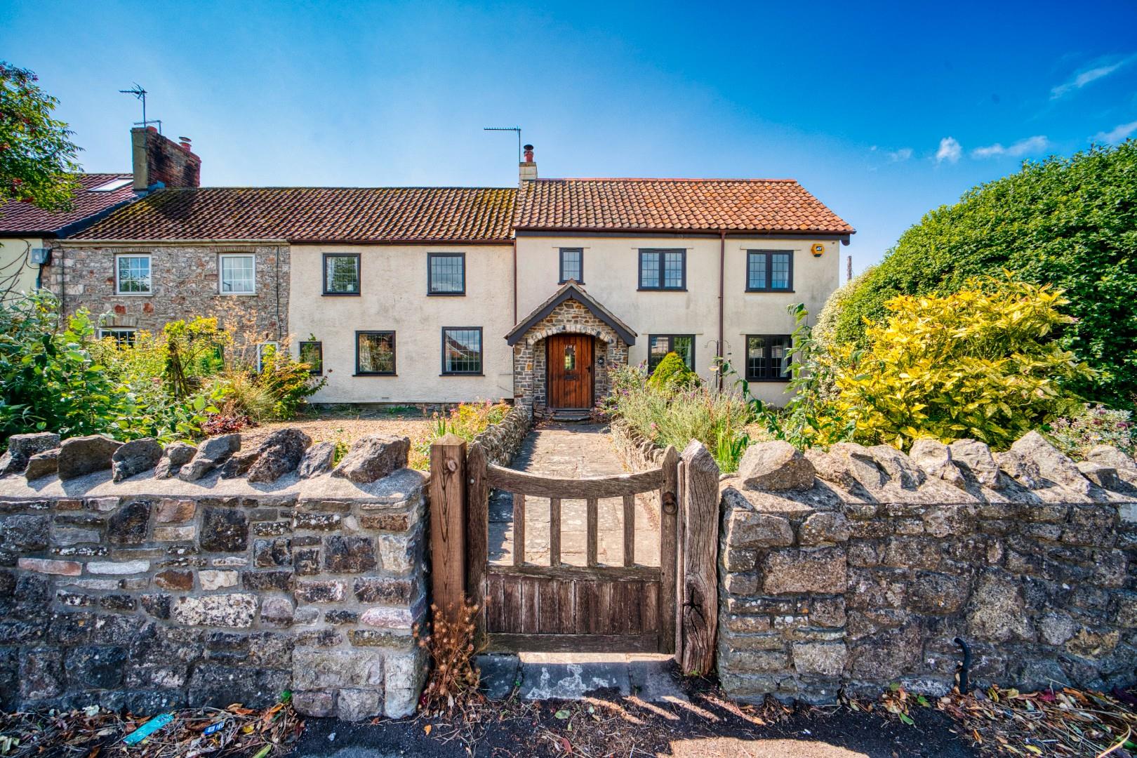 Charming cottage in Yatton's North End