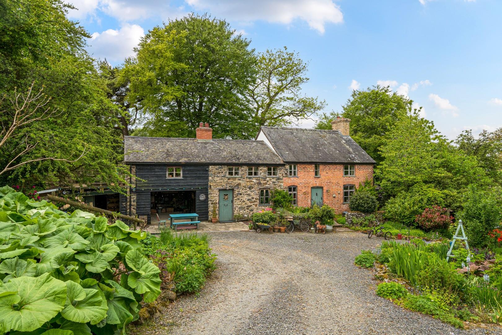 Drum, Llanerfyl, Welshpool