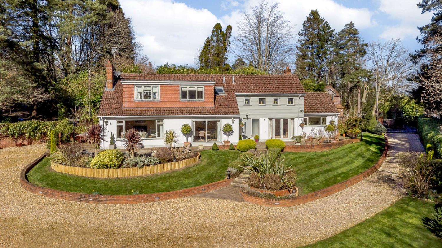 Caynton Lawns, Oak Drive, Alderbury, Salisbury, Wiltshire