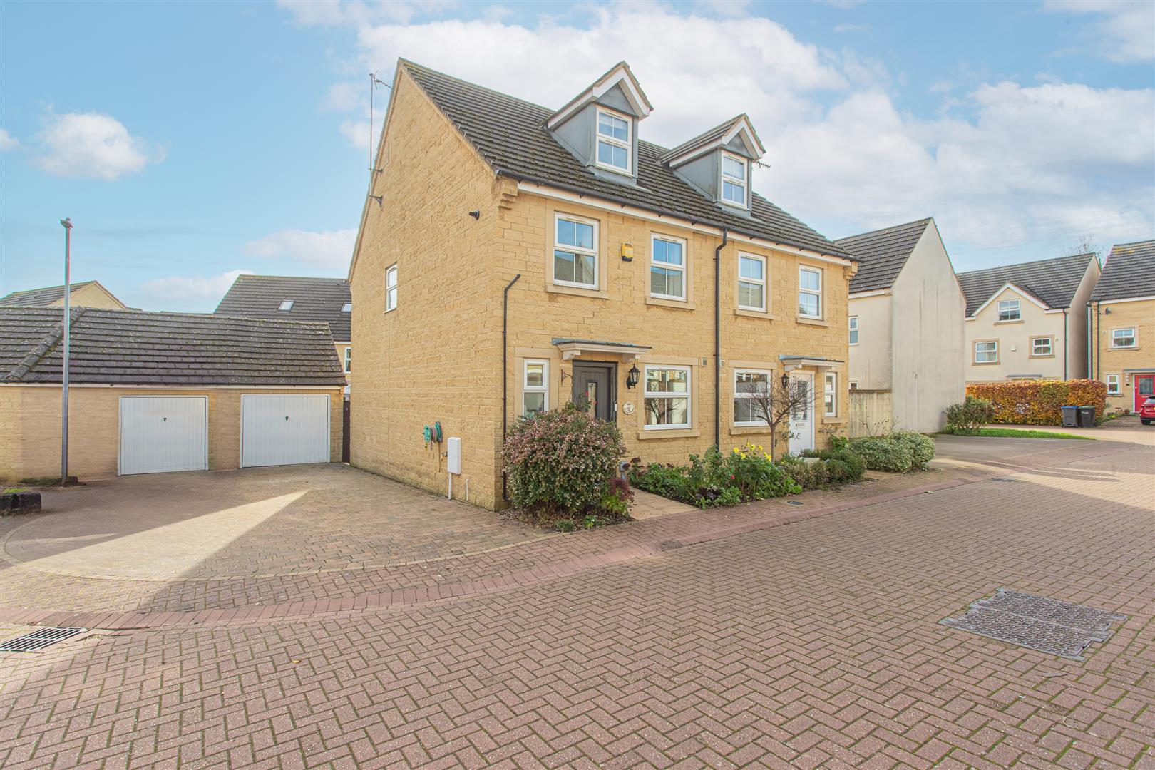 Stone Close, Corsham