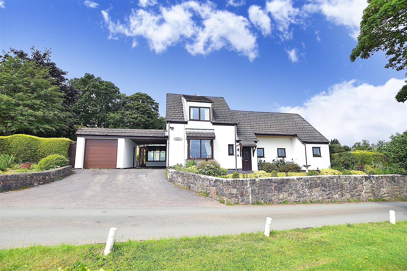 Tir Y Fron Lane, Pontybodkin, Mold