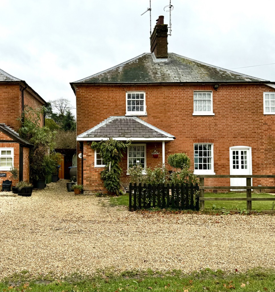 London Road, Hartley Wintney