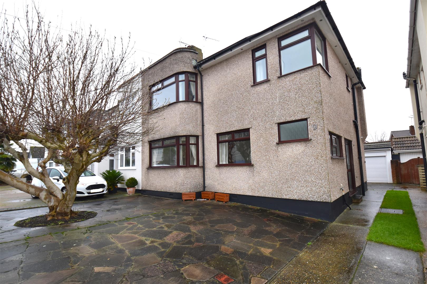 Lympstone Close, Westcliff-On-Sea