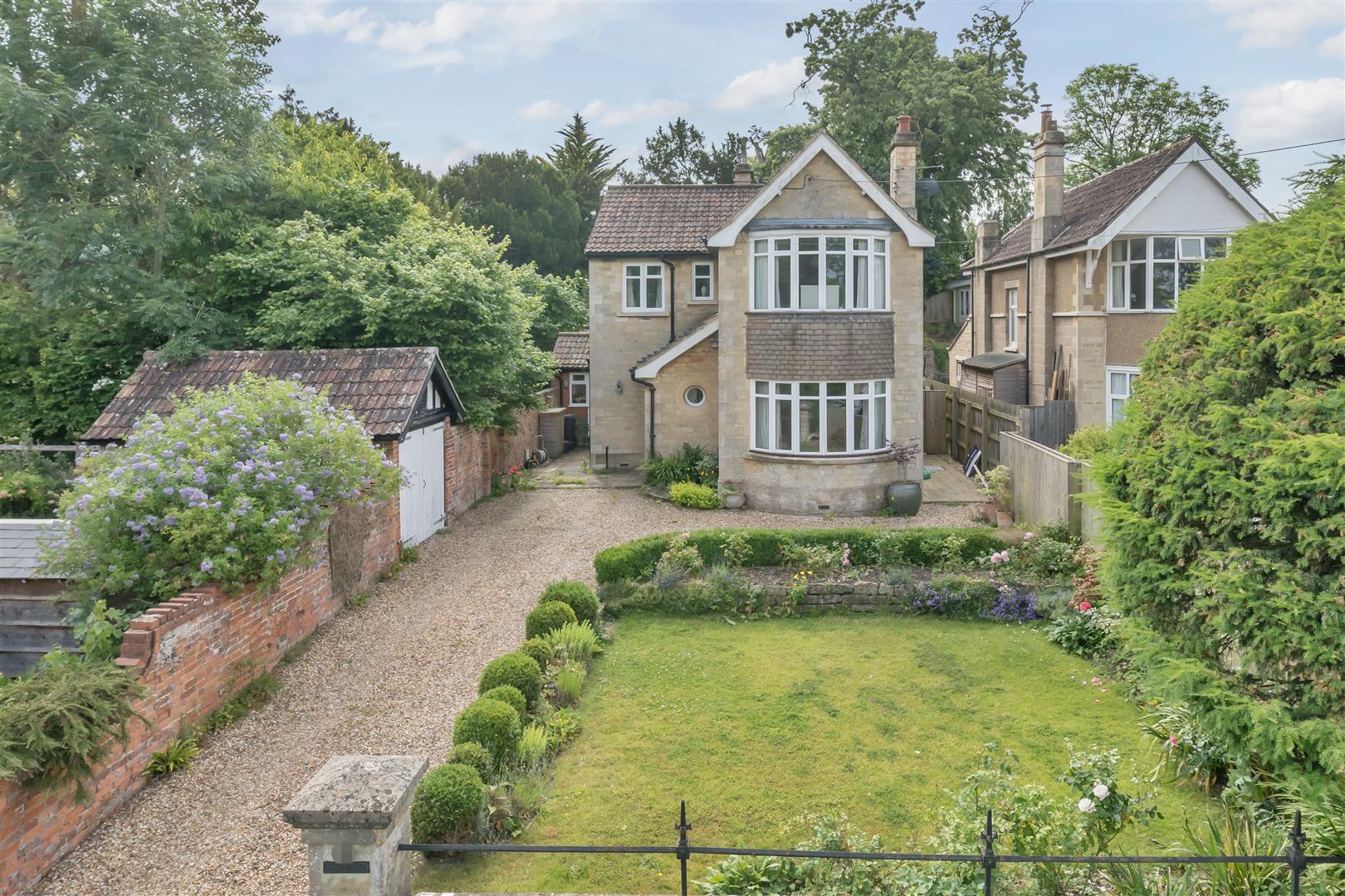 Bewley Lane, Lacock, Chippenham