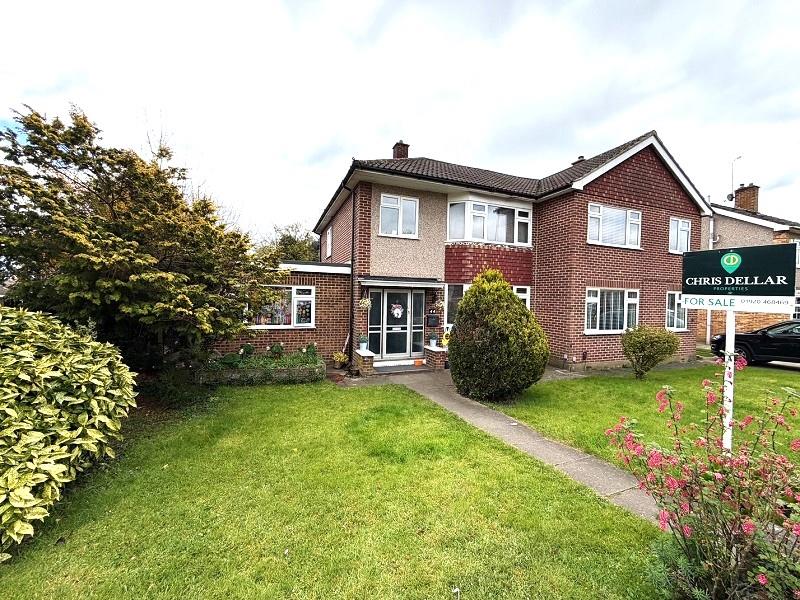 Rockfield Avenue, Ware