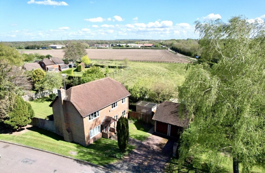 Derbyfields, North Warnborough