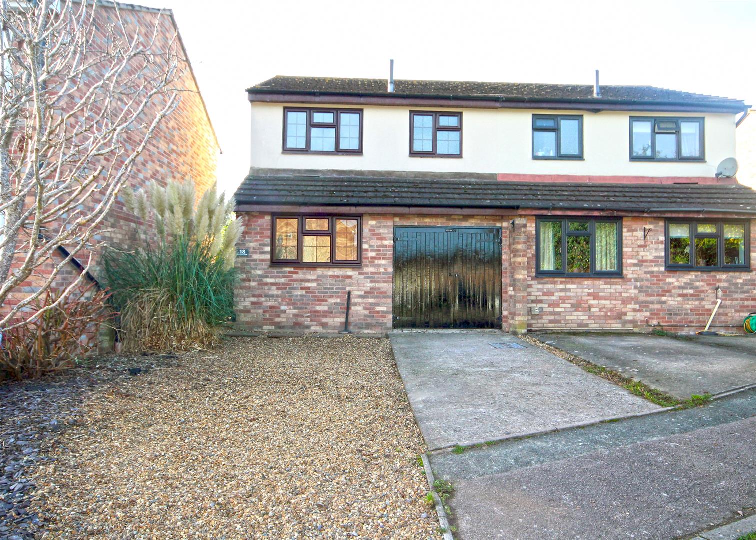 Holmfirth Close, Hereford